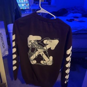 Off white sweater